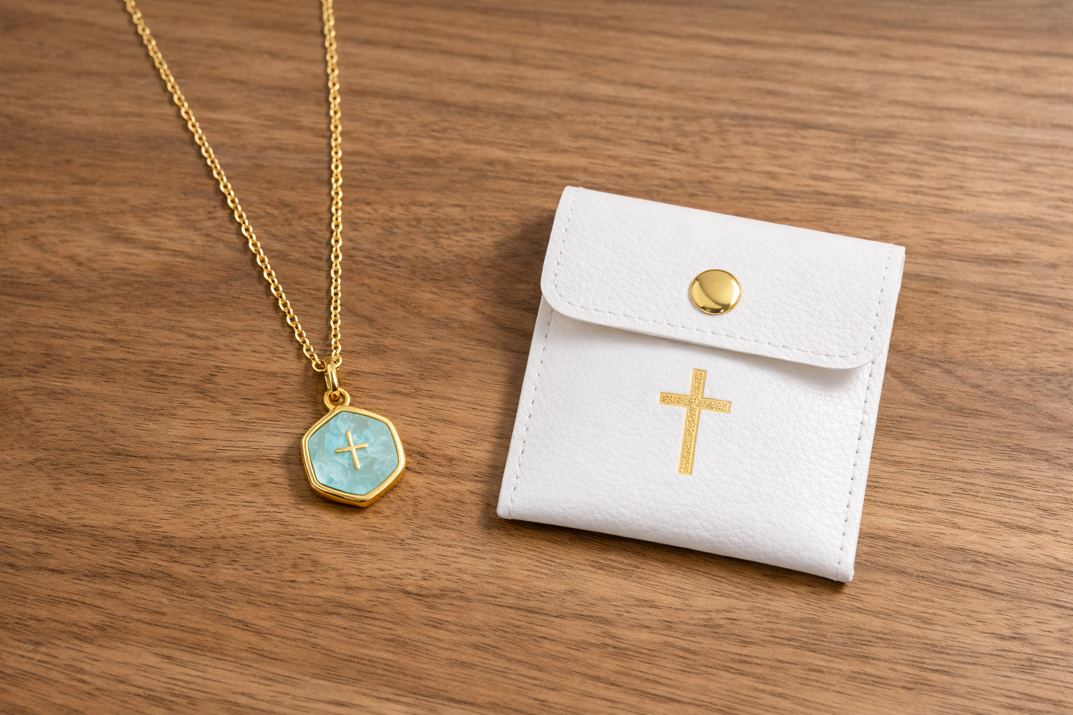 Serene Faith Cross Pendant Necklace – Gold Tone